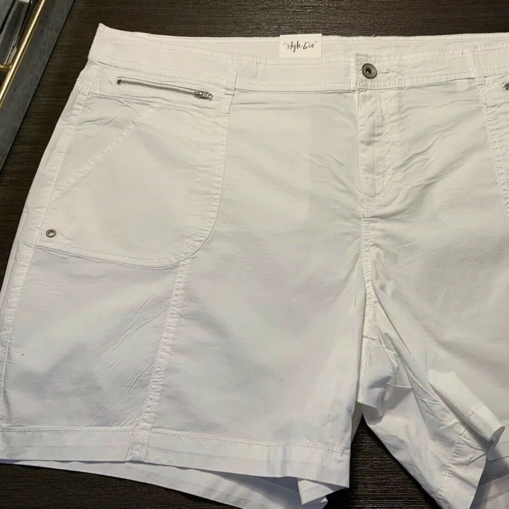Style & Co Mid Rise Core Shorts NWT White - Picture 3 of 3
